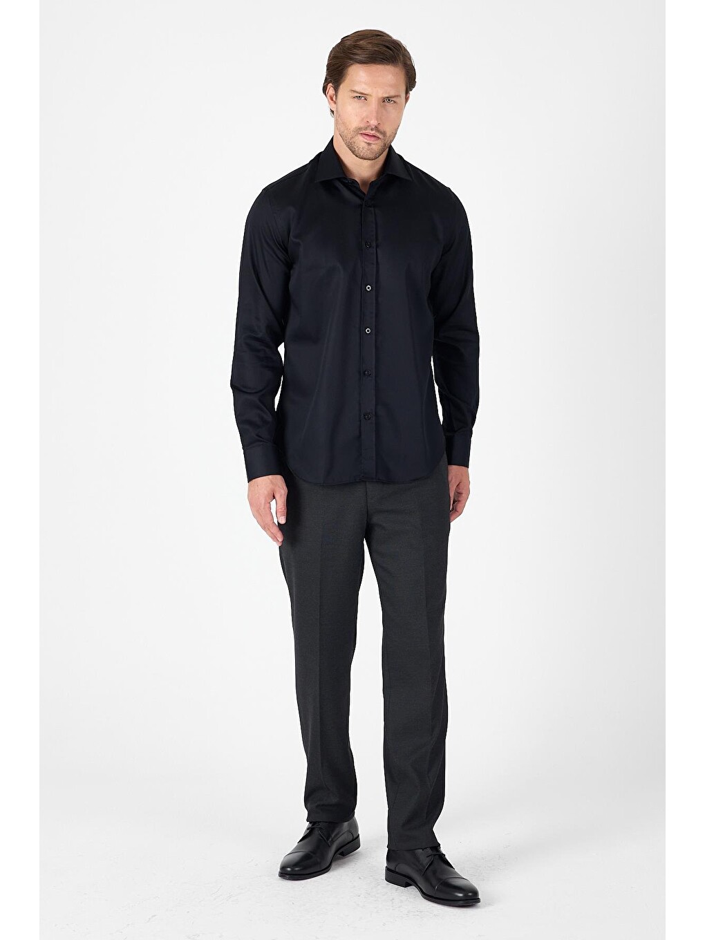 Siyah Uzun Kol İtalyan Yaka Cepsiz Non Iron Slim Fit %100 Pamuk Gömlek 1004250269-4