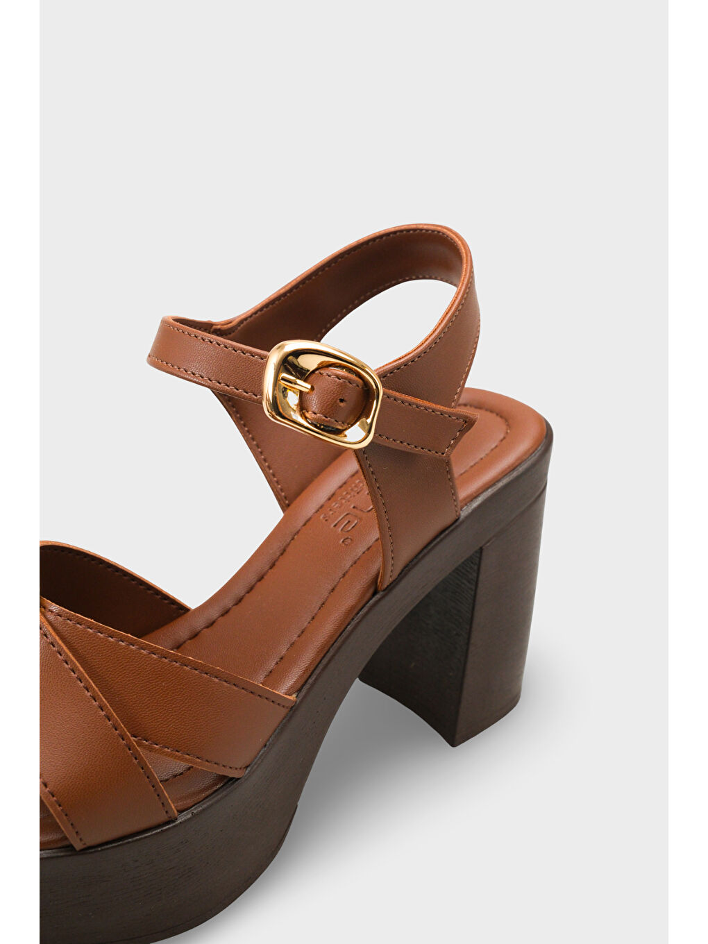 Kahverengi Sheilah Platform Çapraz Bantlı Bilekten Bantlı Kadın Topuklu Ayakkabı-2