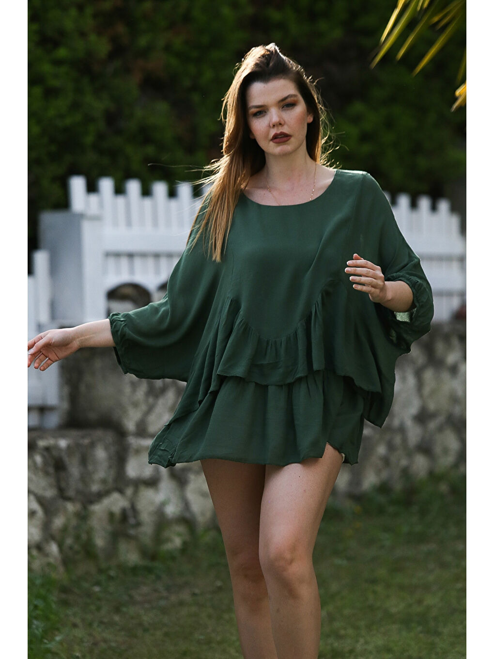 Koyu Yeşil Kayık Yaka Yarasa Kol İnce Astarlı Çift Katlı Fırfırlı Casual Oversize Dokuma Bluz 75 85-2