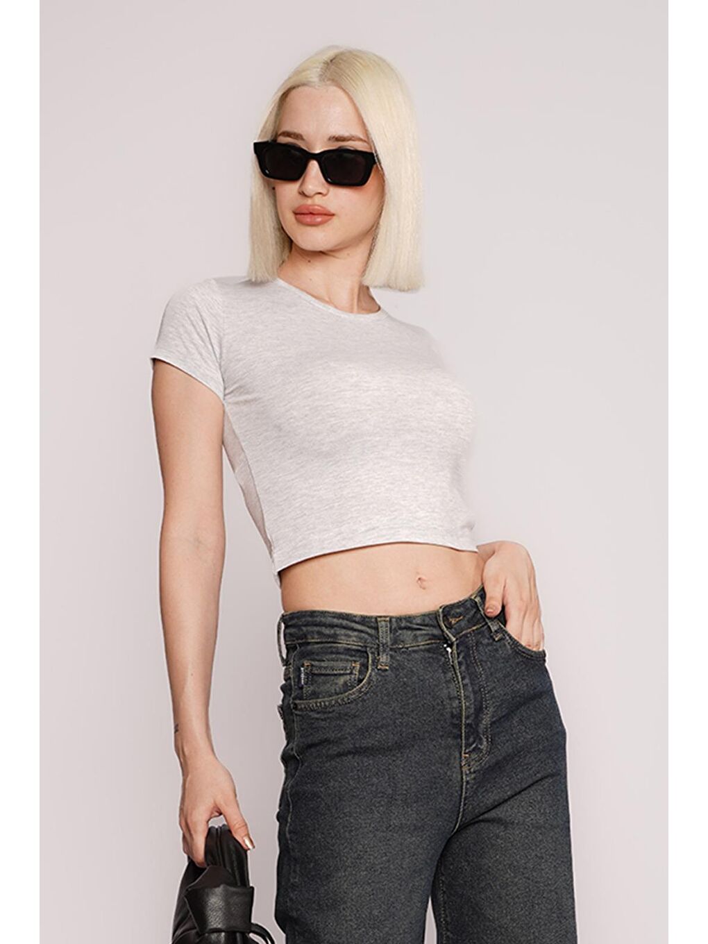 Gri Basic Kadın Tişört / Vücuda Oturan Kesim Mg1681