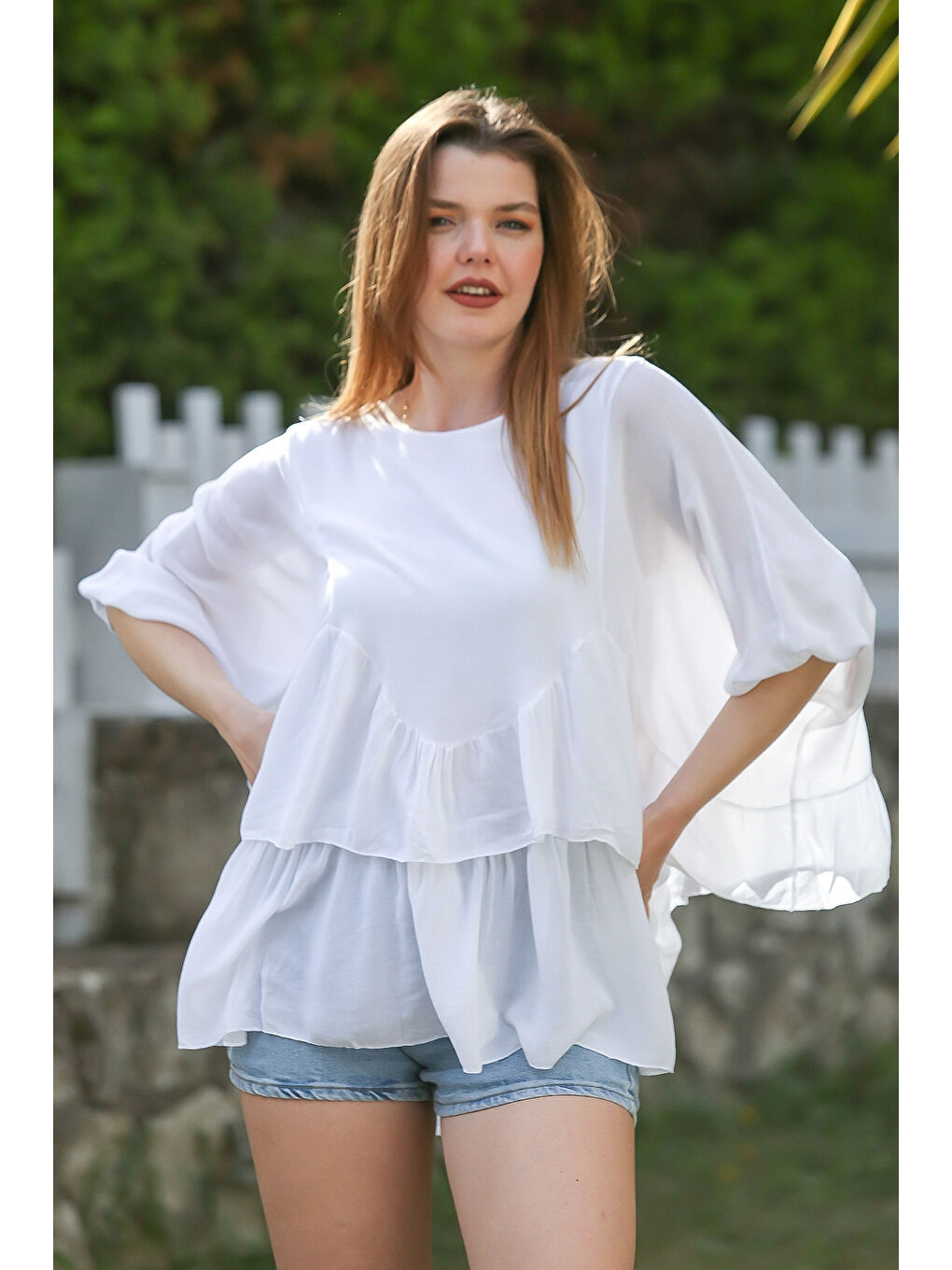 Beyaz Kayık Yaka Yarasa Kol İnce Astarlı Çift Katlı Fırfırlı Casual Oversize Dokuma Bluz 75 85