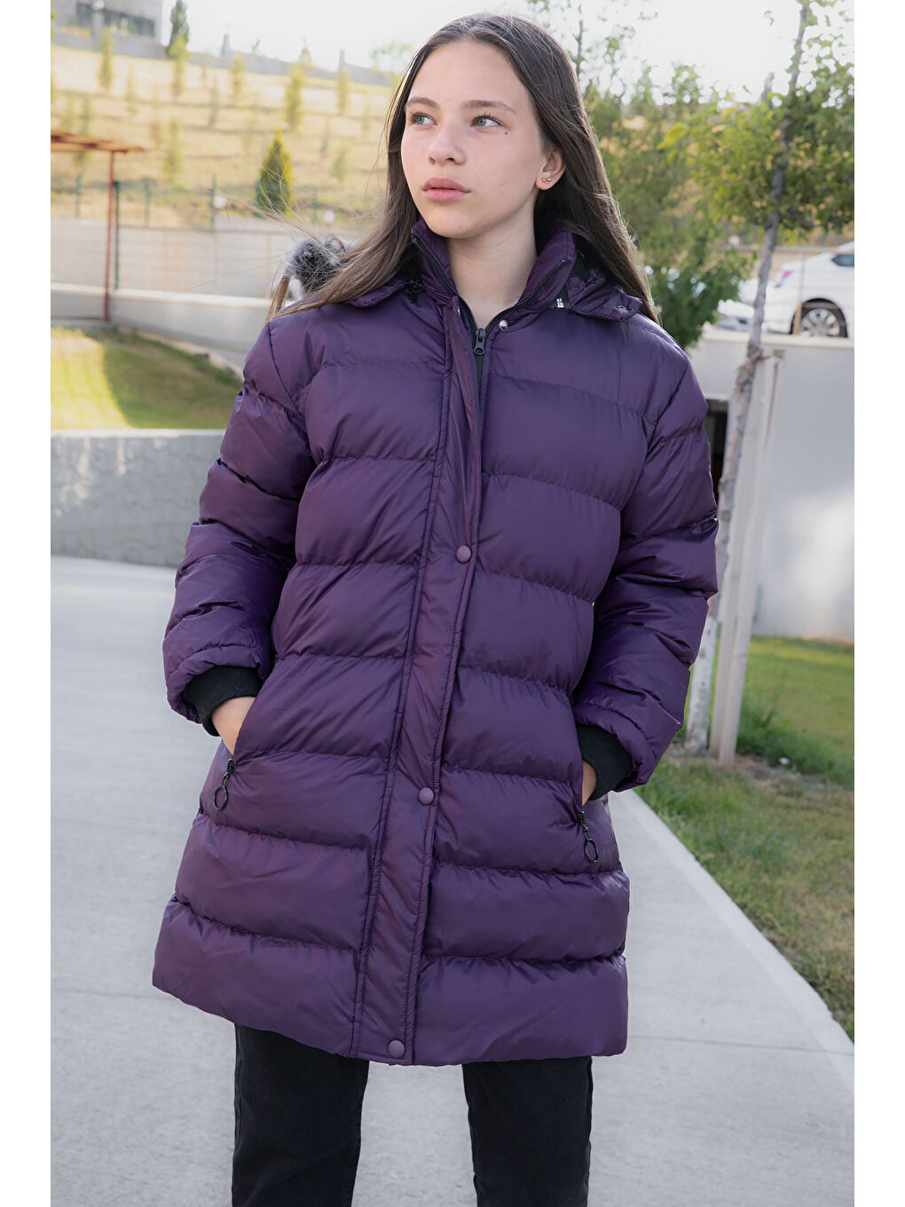 Mor İçi Kürklü Çıtçıtlı Kapüşonlu Kız Çocuk Şişme Mont 21325