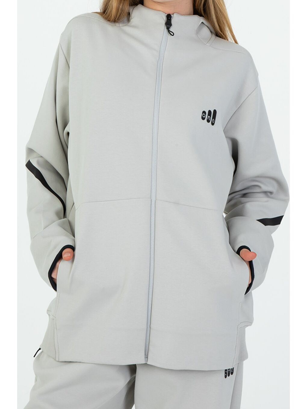 Gri Fermuarlı Çift Cep Detaylı Kapüşonlu Eşofman Takım-2