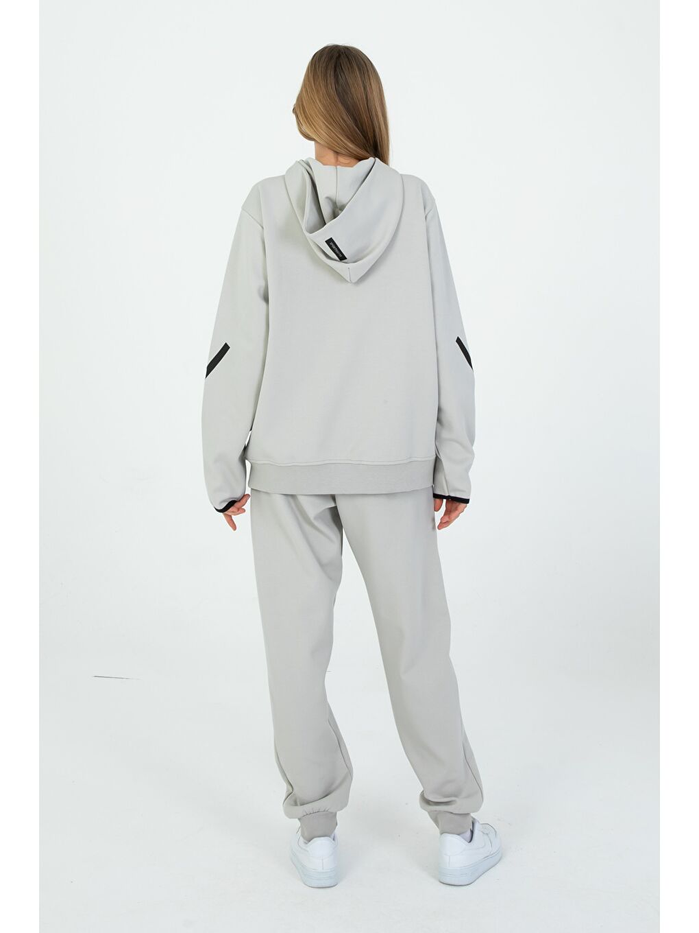 Gri Fermuarlı Çift Cep Detaylı Kapüşonlu Eşofman Takım-3
