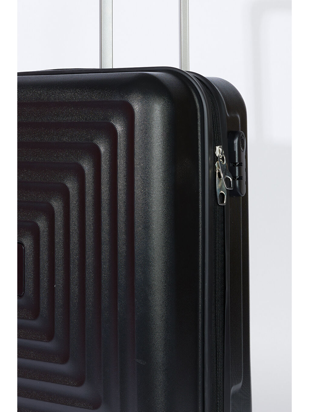 Erkek Siyah Küçük Boy Valiz-1