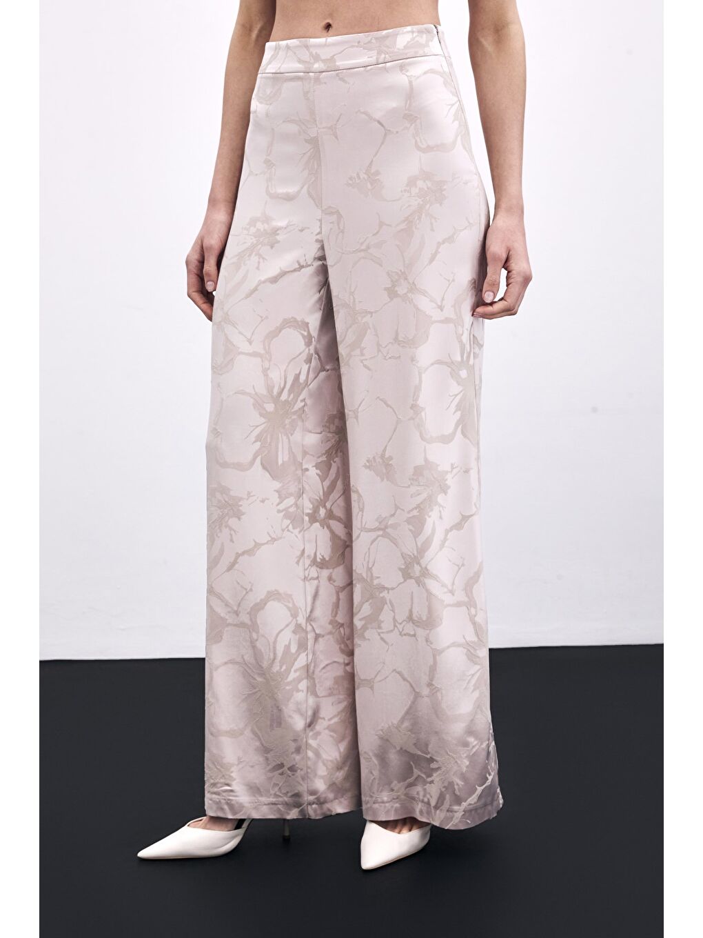 Pembe Renkli Jakarlı Pantolon - Pudra-4