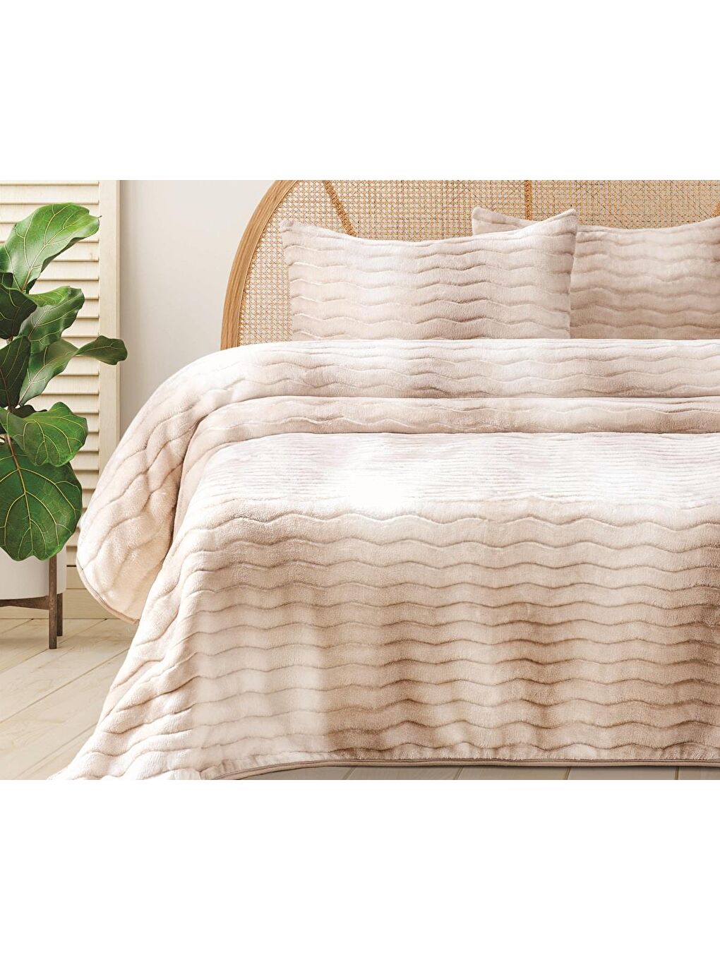 Ekru Dream Home 3 Parça Çift Kişilik Battaniye Seti Kutulu 220x240 Krem