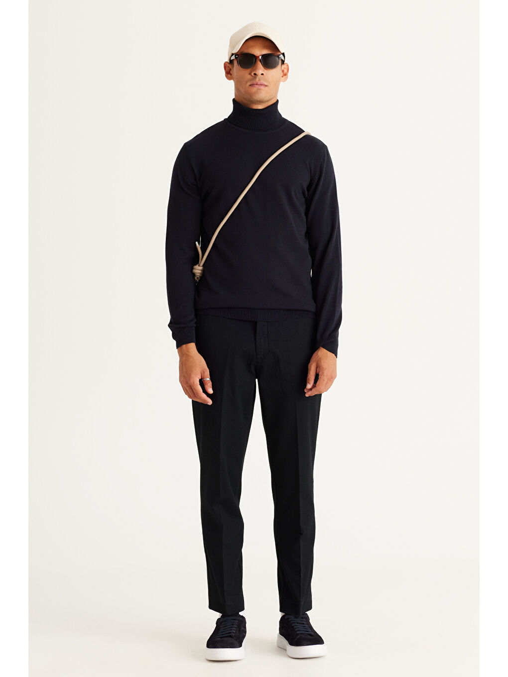 Erkek Siyah Comfort Fit Rahat Kesim Yan Cep Esnek Armürlü Pantolon-3