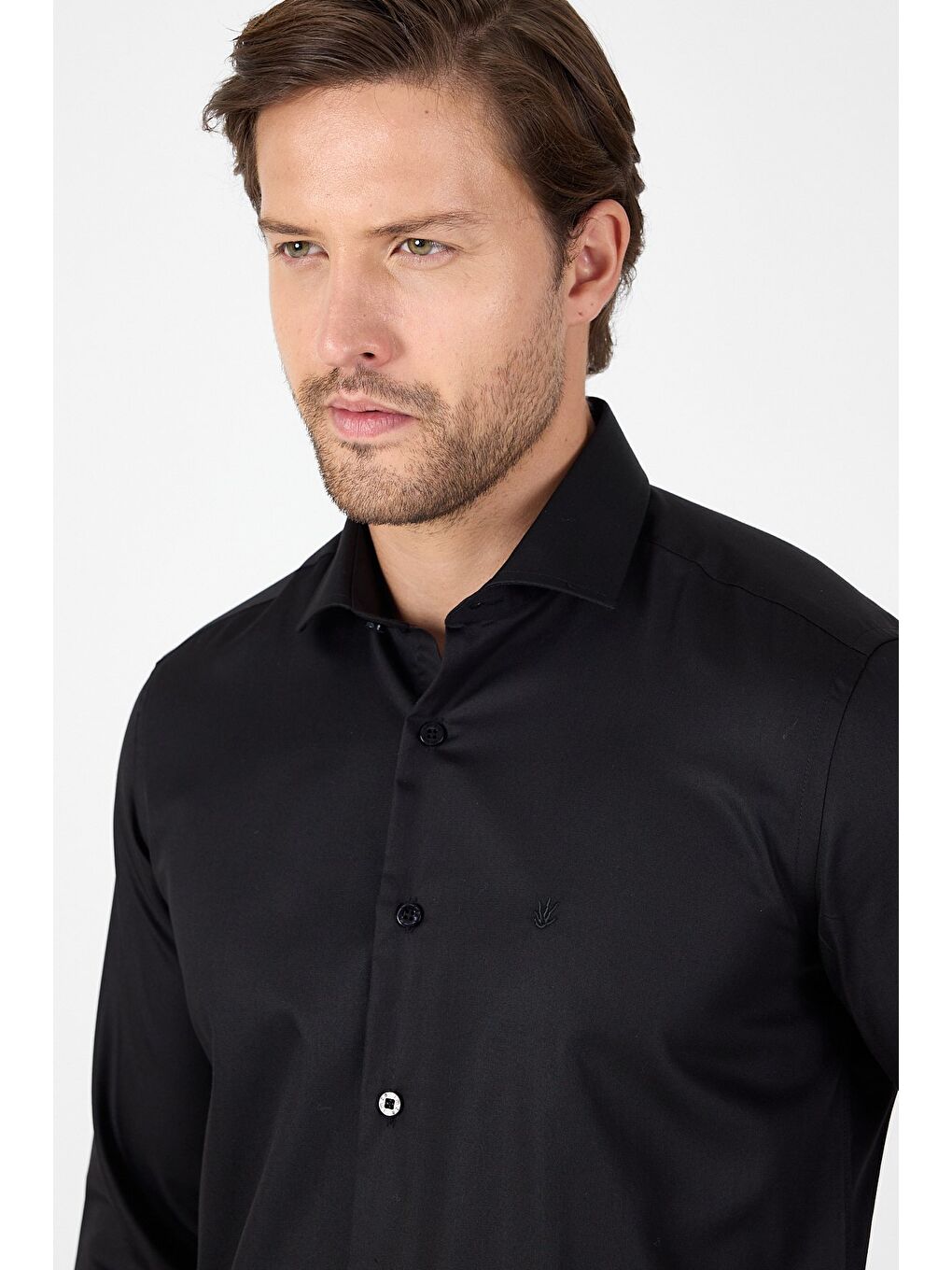 Siyah Uzun Kol Yarım İtalyan Yaka Cepsiz Non Iron Slim Fit Pamuklu Gömlek 1004250267-3