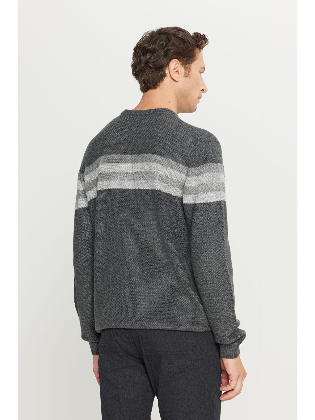 Erkek Antrasit-Melanj Standart Fit Normal Kesim Bisiklet Yaka Jakarlı Triko Kazak-4