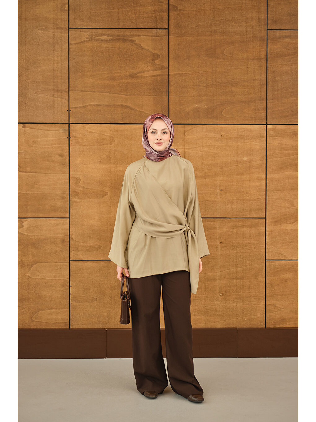 Bej Kadın Şal Detay Yandan Bağlamalı Bluz Vizon-1