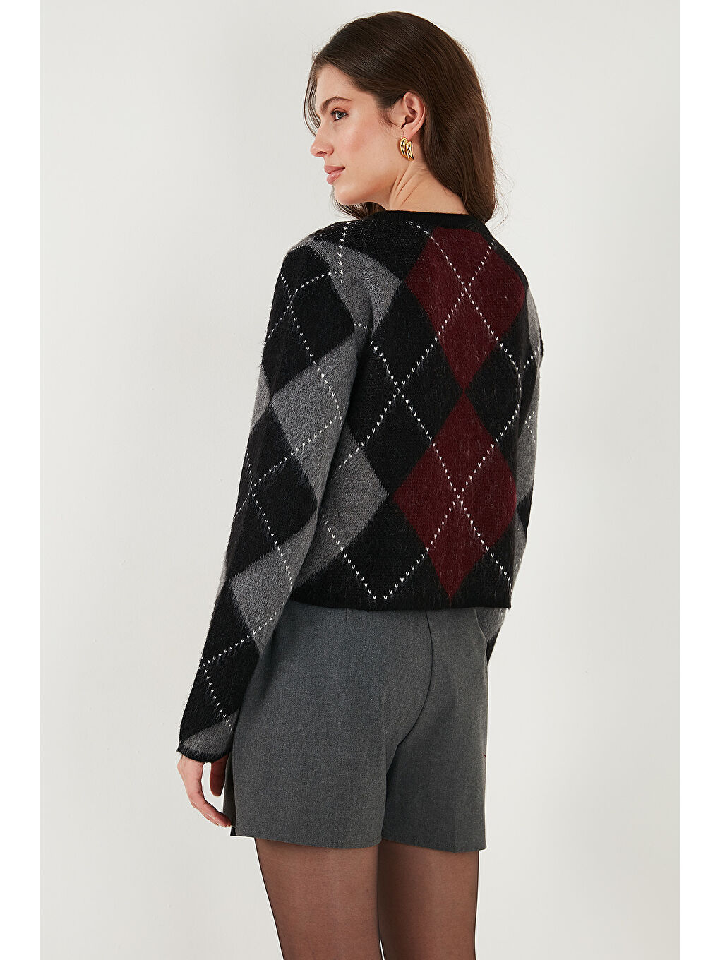 Siyah Regular Fit Bisiklet Yaka Baklava Desenli Düğmeli Crop Hırka 4615570-6