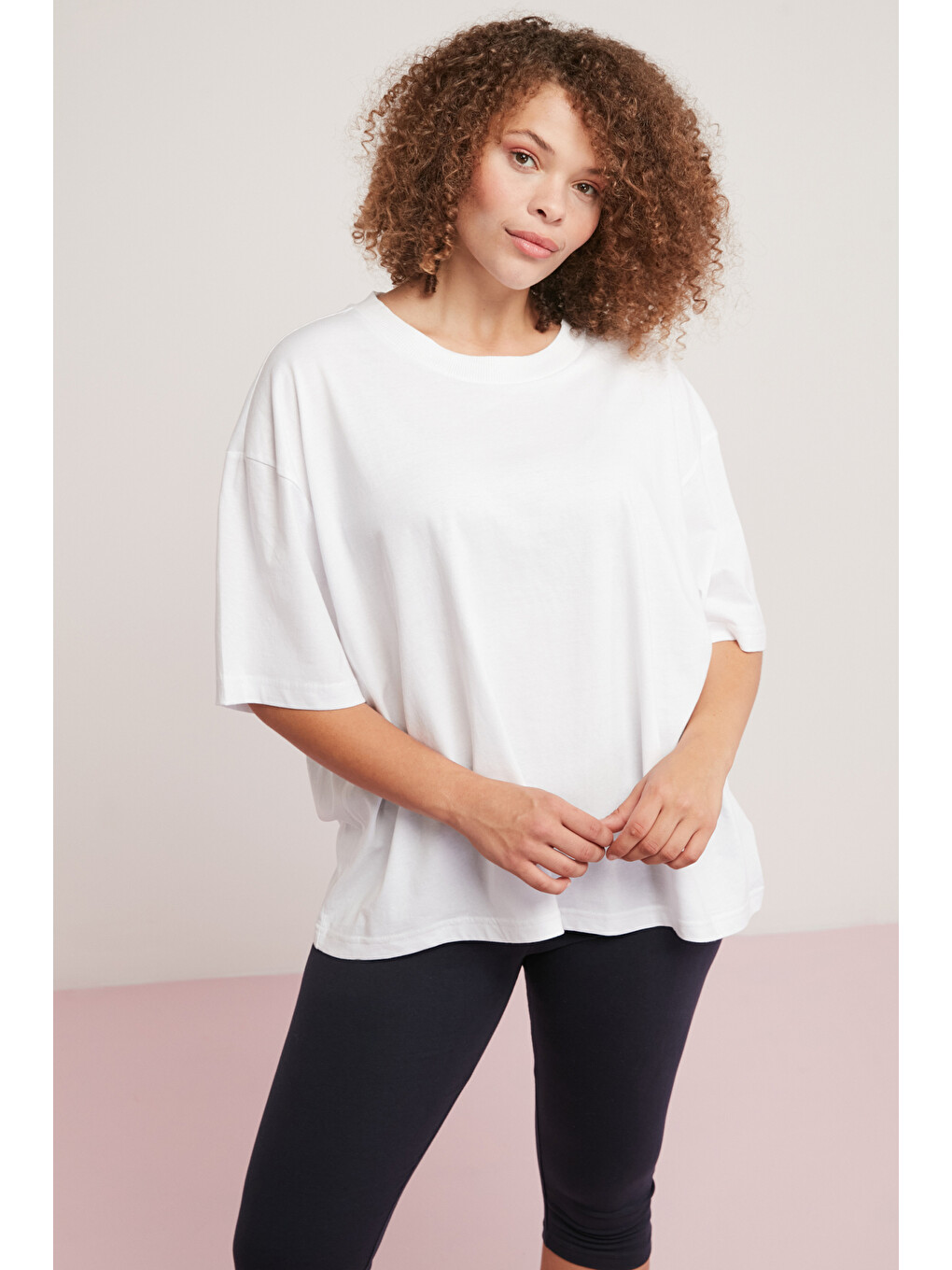 Allıson Kadın 100% Pamuk Oversize Fit Yuvarlak Yaka Yarım Kollu Basıc Beyaz Büyük Beden T-shirt-3