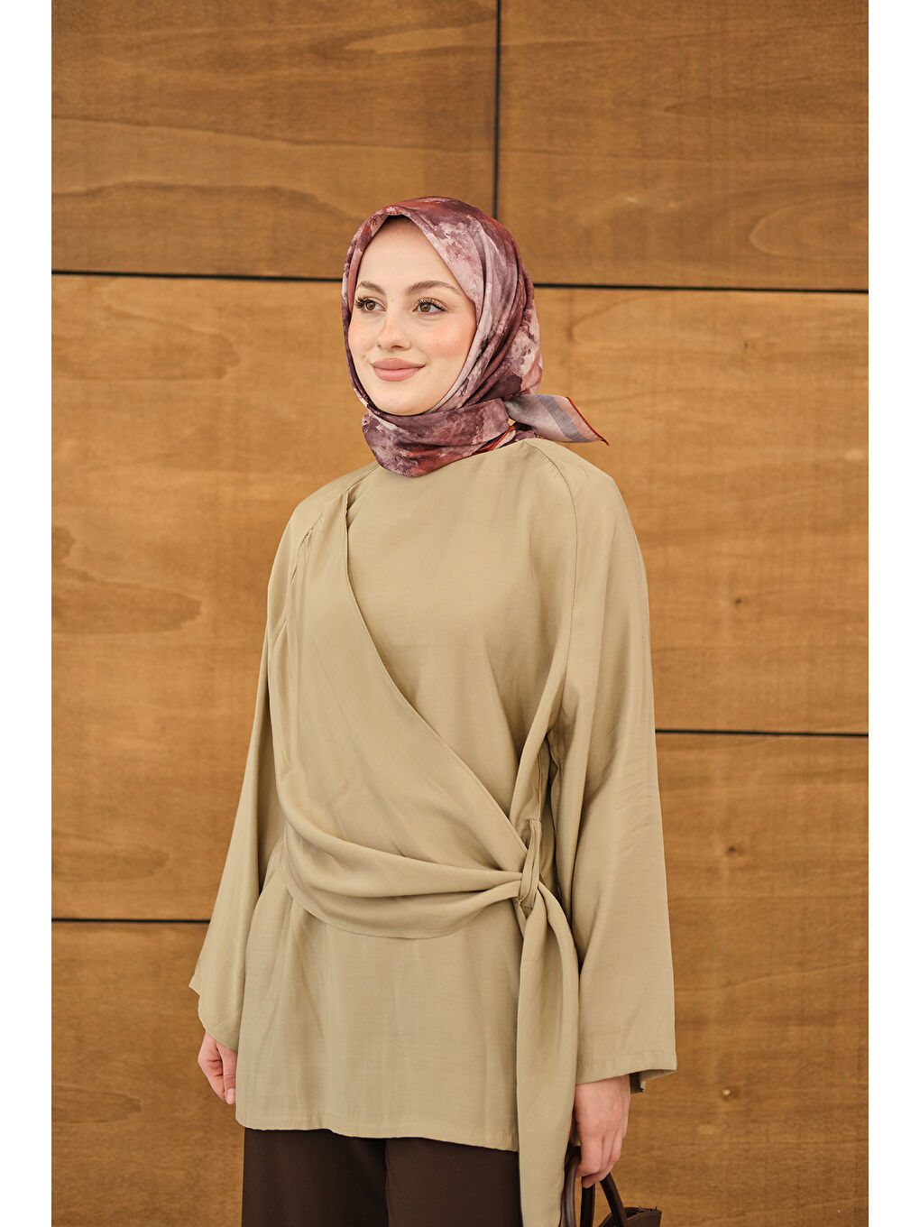 Bej Kadın Şal Detay Yandan Bağlamalı Bluz Vizon-3