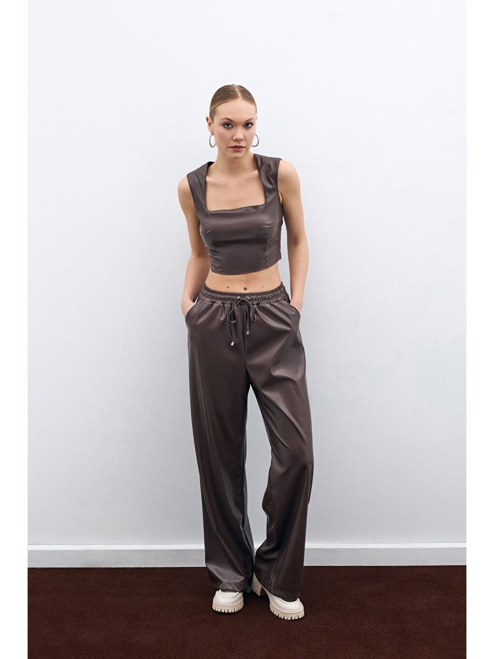 Kahverengi Salaş Deri Pantolon - Koyu Kahve-2