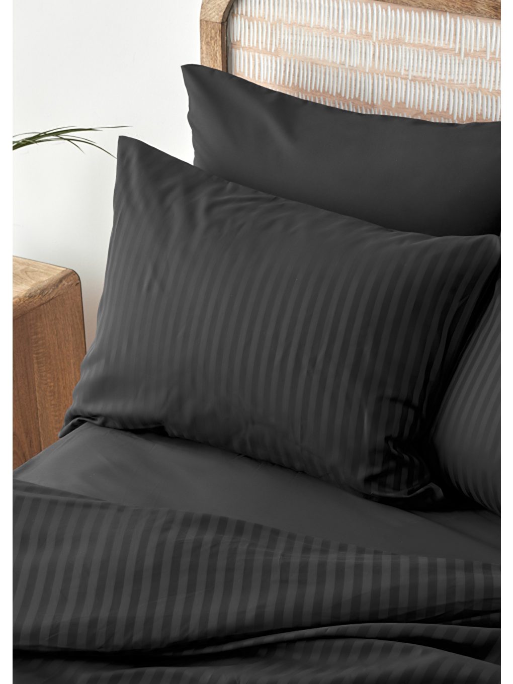Premium Lyocell Çift Kişilik Nevresim Seti Antrasit (200x220 cm)-1
