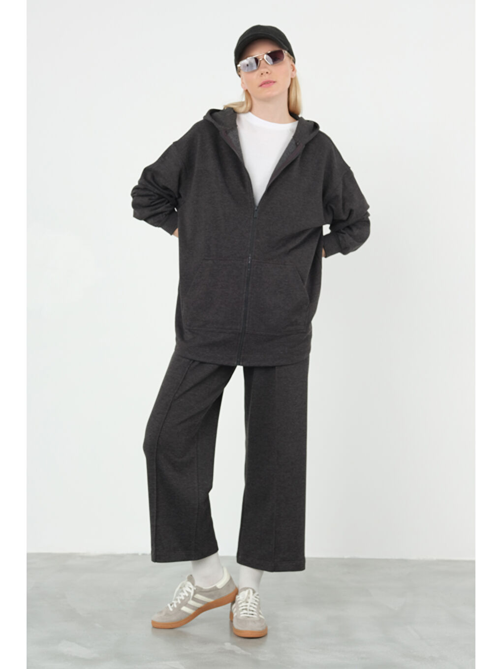 Etek Ucu Oval Sweatshirt Üç İplik Antrasit-2