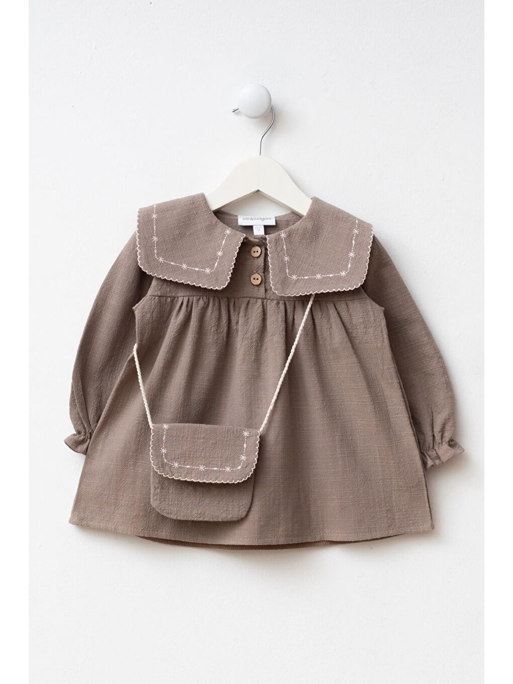 Kız Çocuk Pamuklu Adaçayı Kahverengi Nakışlı Yaka Elbise Takım - Çantalı