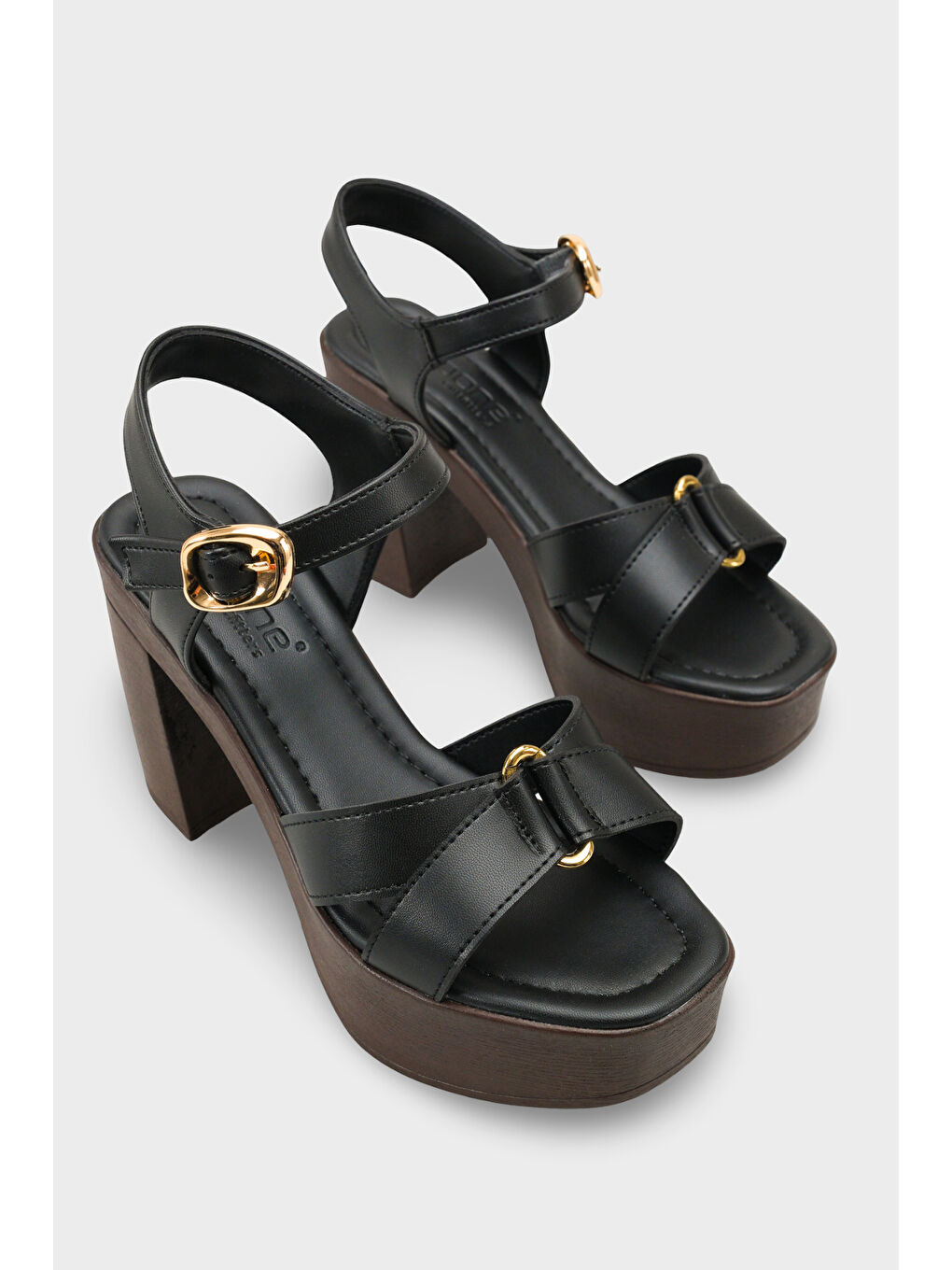 Siyah Sheilah Platform Çapraz Bantlı Bilekten Bantlı Kadın Topuklu Ayakkabı-1