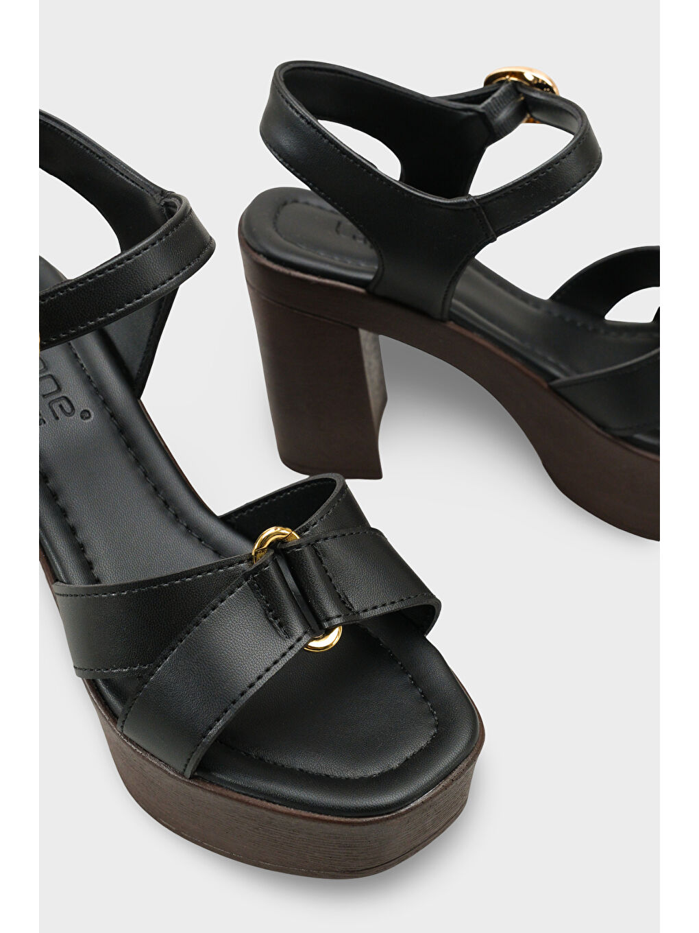 Siyah Sheilah Platform Çapraz Bantlı Bilekten Bantlı Kadın Topuklu Ayakkabı-3