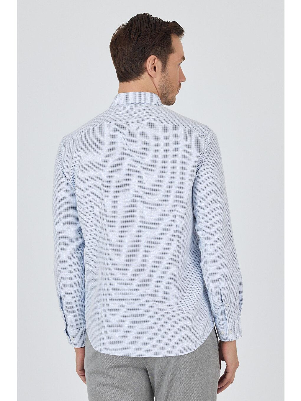 Koyu Mavi Düğmeli Yaka Kendinden Desenli Classic Pamuklu Slim Fit Gömlek 1004250217-4