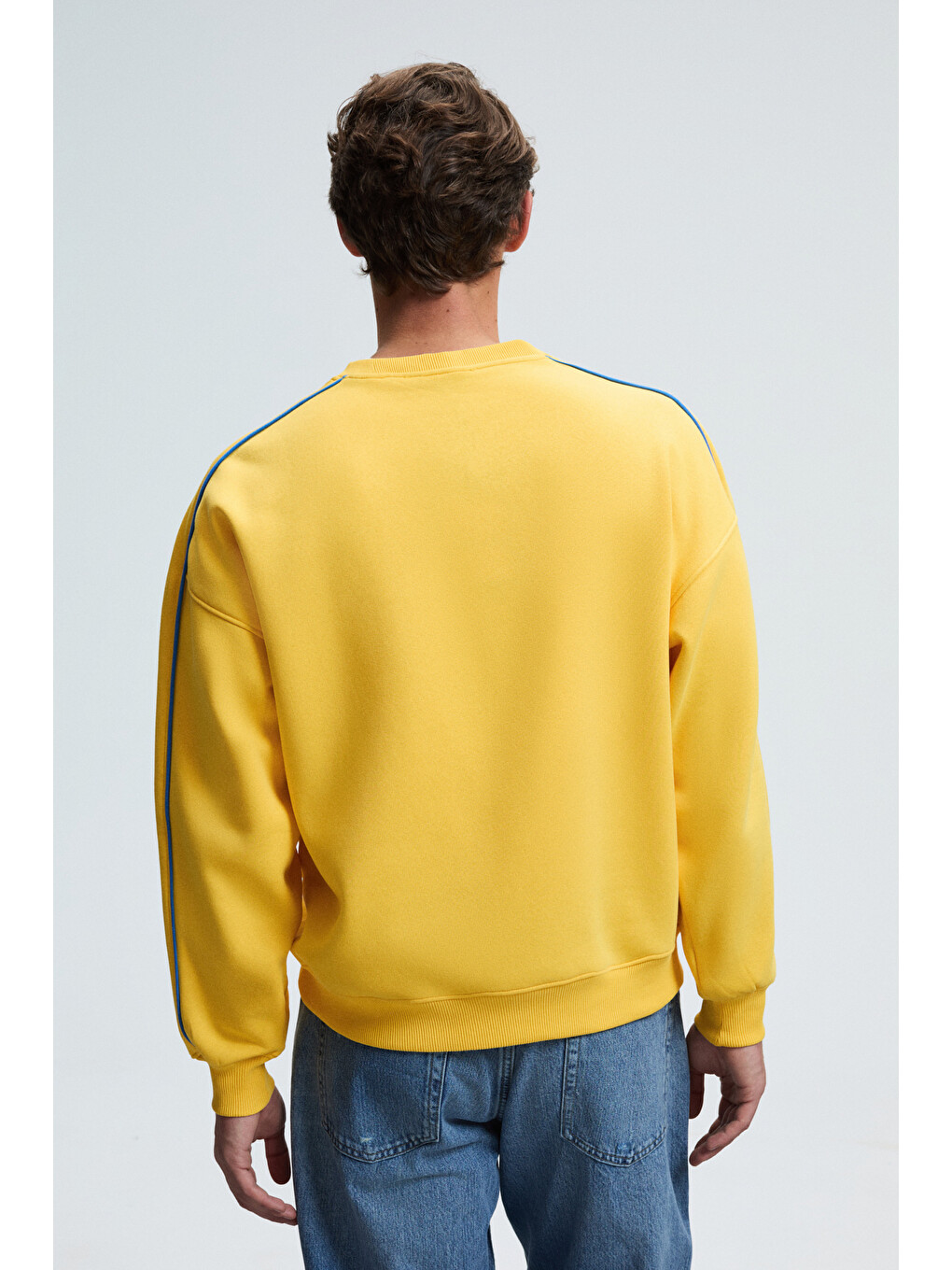 Leıf Erkek Kolları Biyeli Önü Baskılı Yuvarlak Yaka Oversize Sarı Sweatshirt-6
