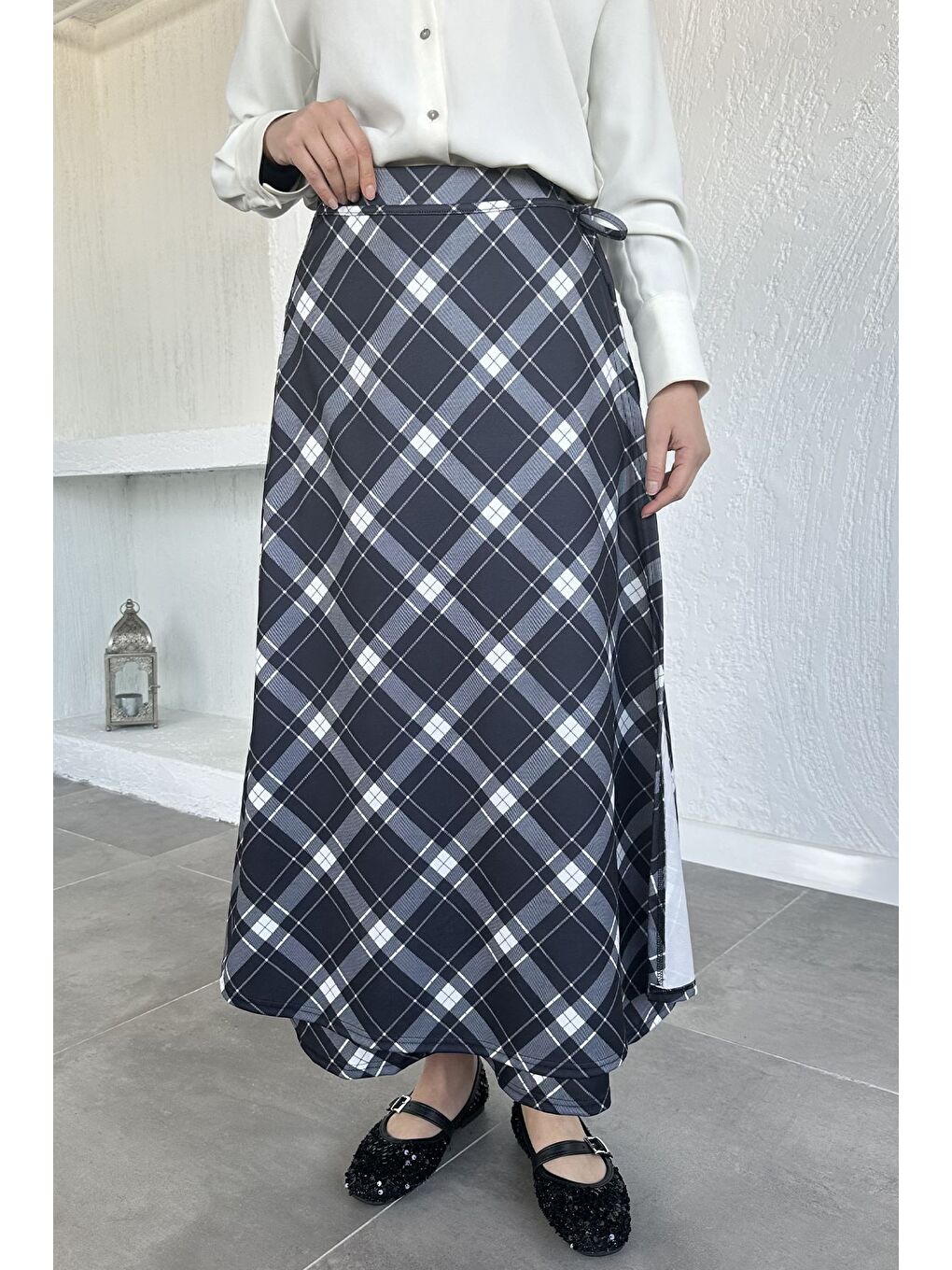 Siyah Kadın Ekoseli Bağlamalı Tesettür Etek-4