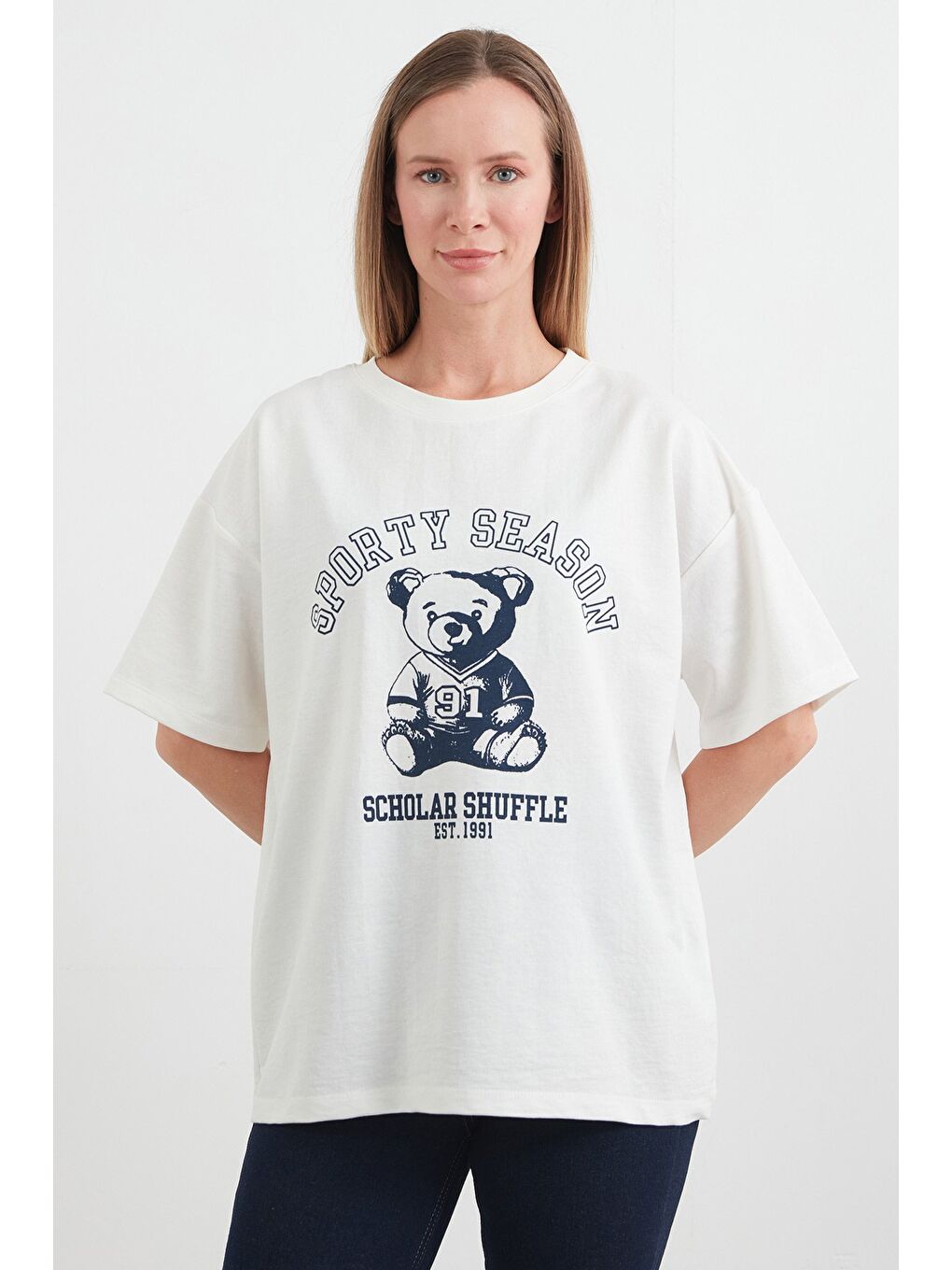 Ekru Ayıcık Baskılı Oversize Tişört