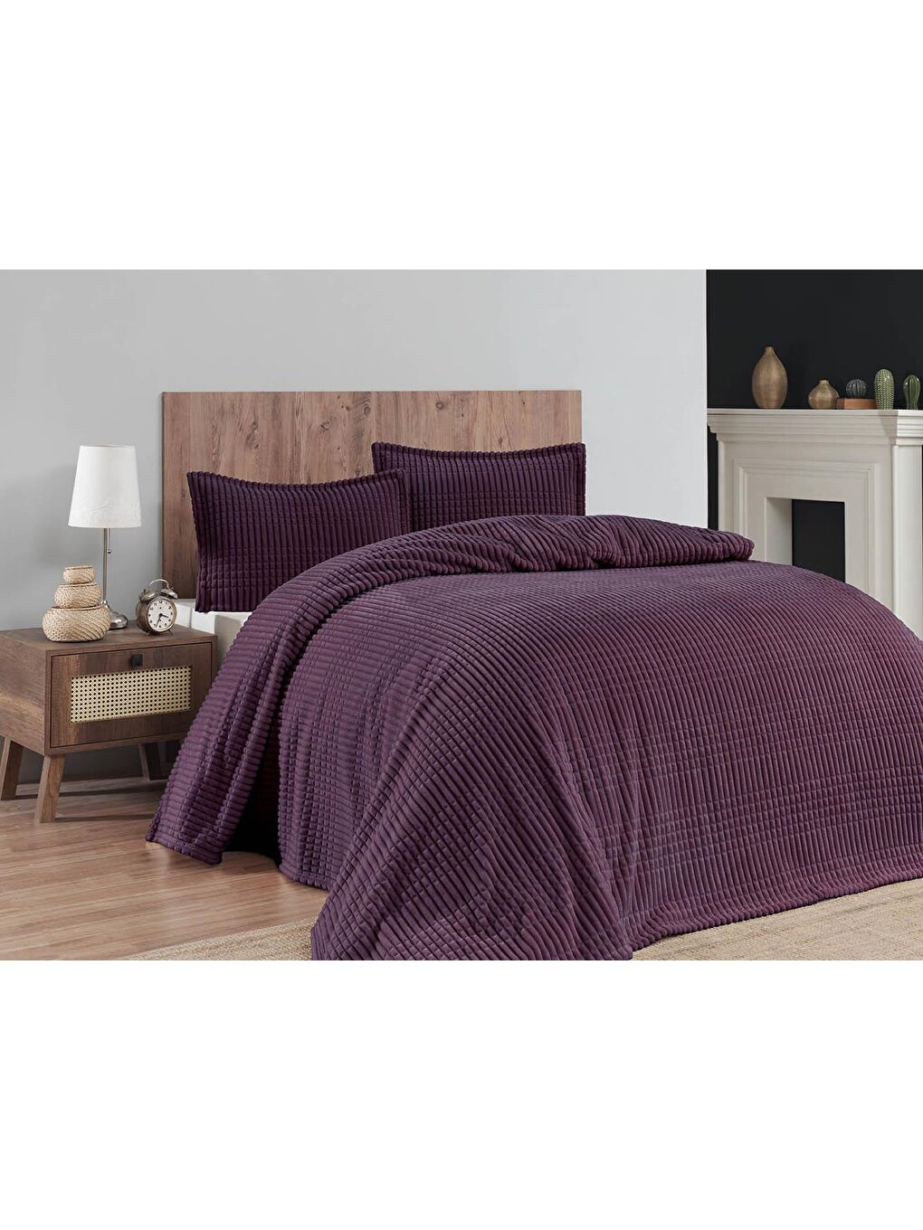Modern Line 3 Parça Çift Kişilik Battaniye Seti Kutulu 220x240 Mürdüm