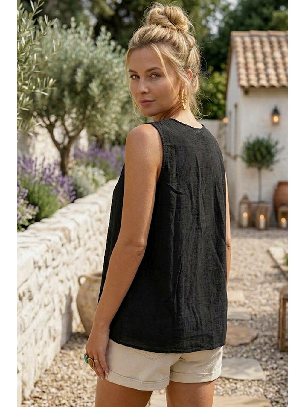 Siyah V Yaka Kolsuz Brodeli Casual Pamuklu Dokuma Bluz 63 52-5
