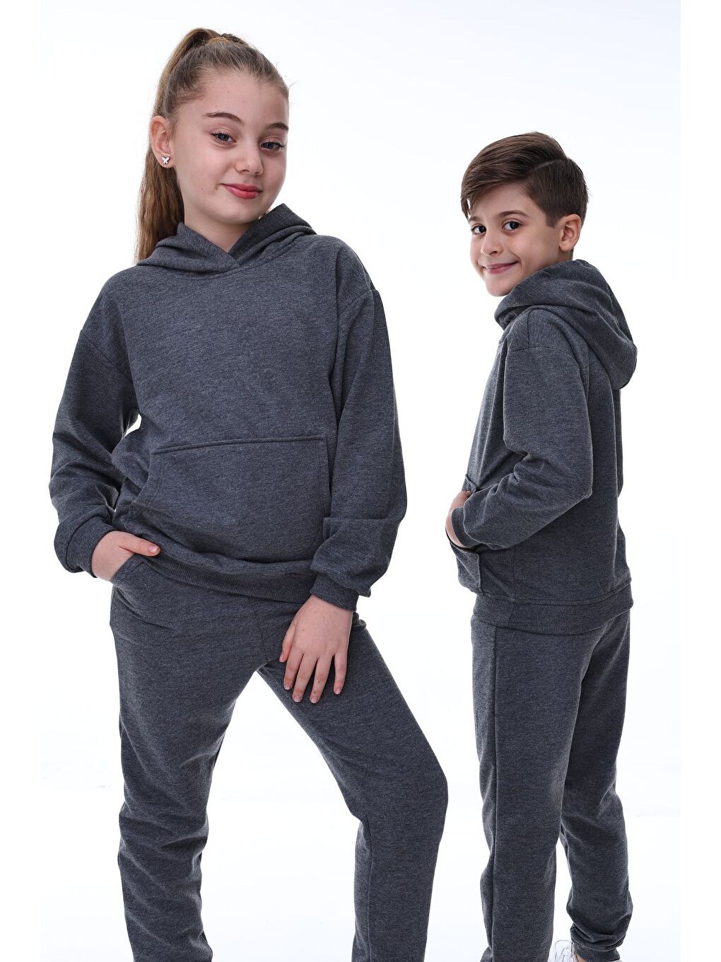 Gri Basic Kapüşonlu 2 İplik Şardonlu Kanguru Cepli Çocuk Eşofman Takımı 3-10 Yaş Haki-2