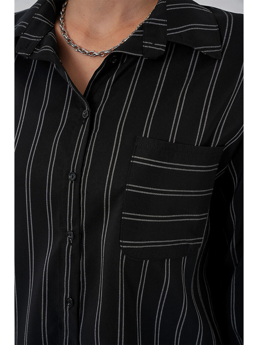 20143 Cepli Oversize Gömlek - Siyah-4