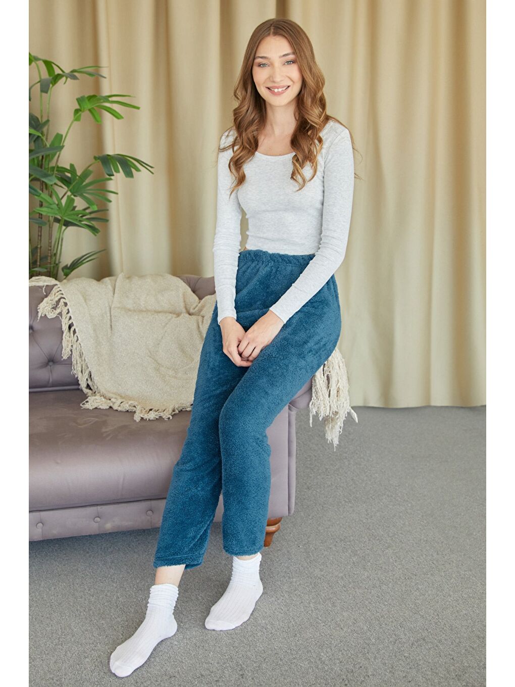 Petrol Beli Lastikli Pelüş Pijama Altı