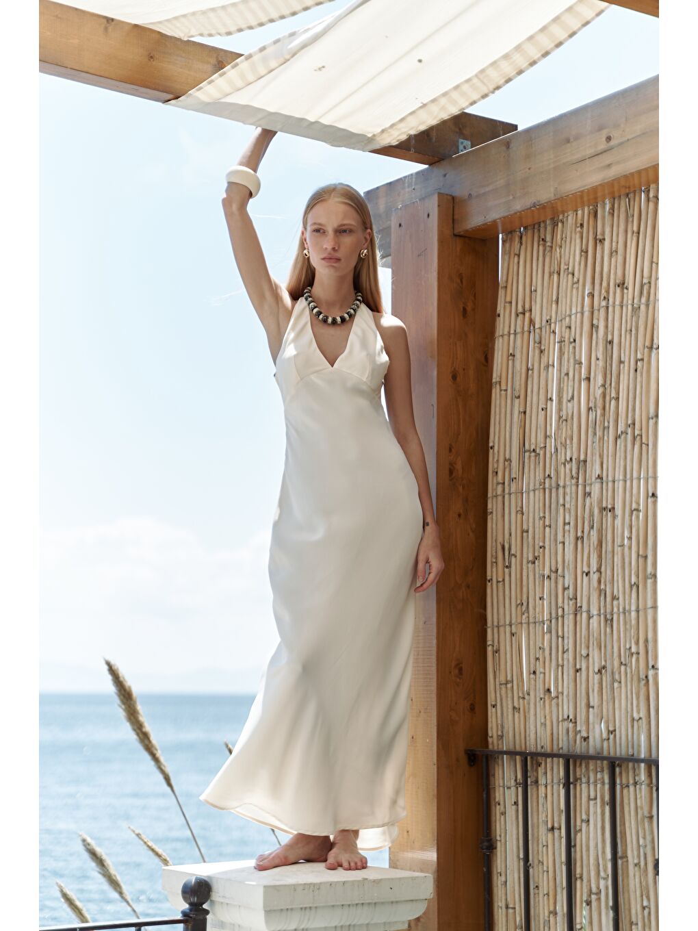 Guilia Dekolteli Uzun Ekru Saten Elbise-1