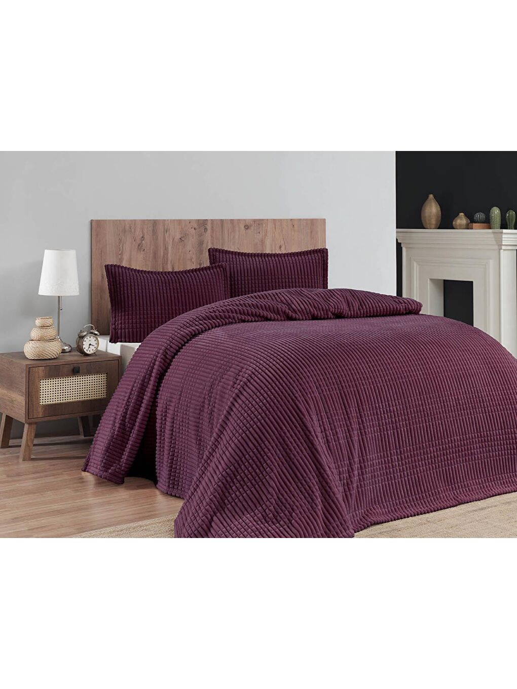 Kırmızı Modern Line 3 Parça Çift Kişilik Battaniye Seti Kutulu 220x240 Cherry