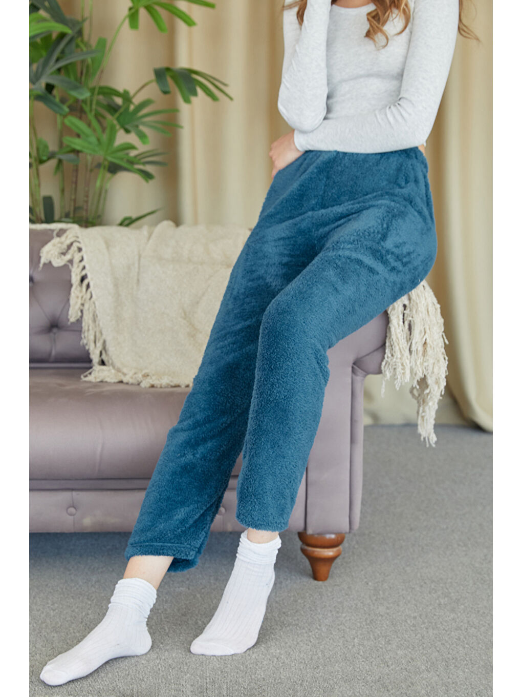 Petrol Beli Lastikli Pelüş Pijama Altı-1