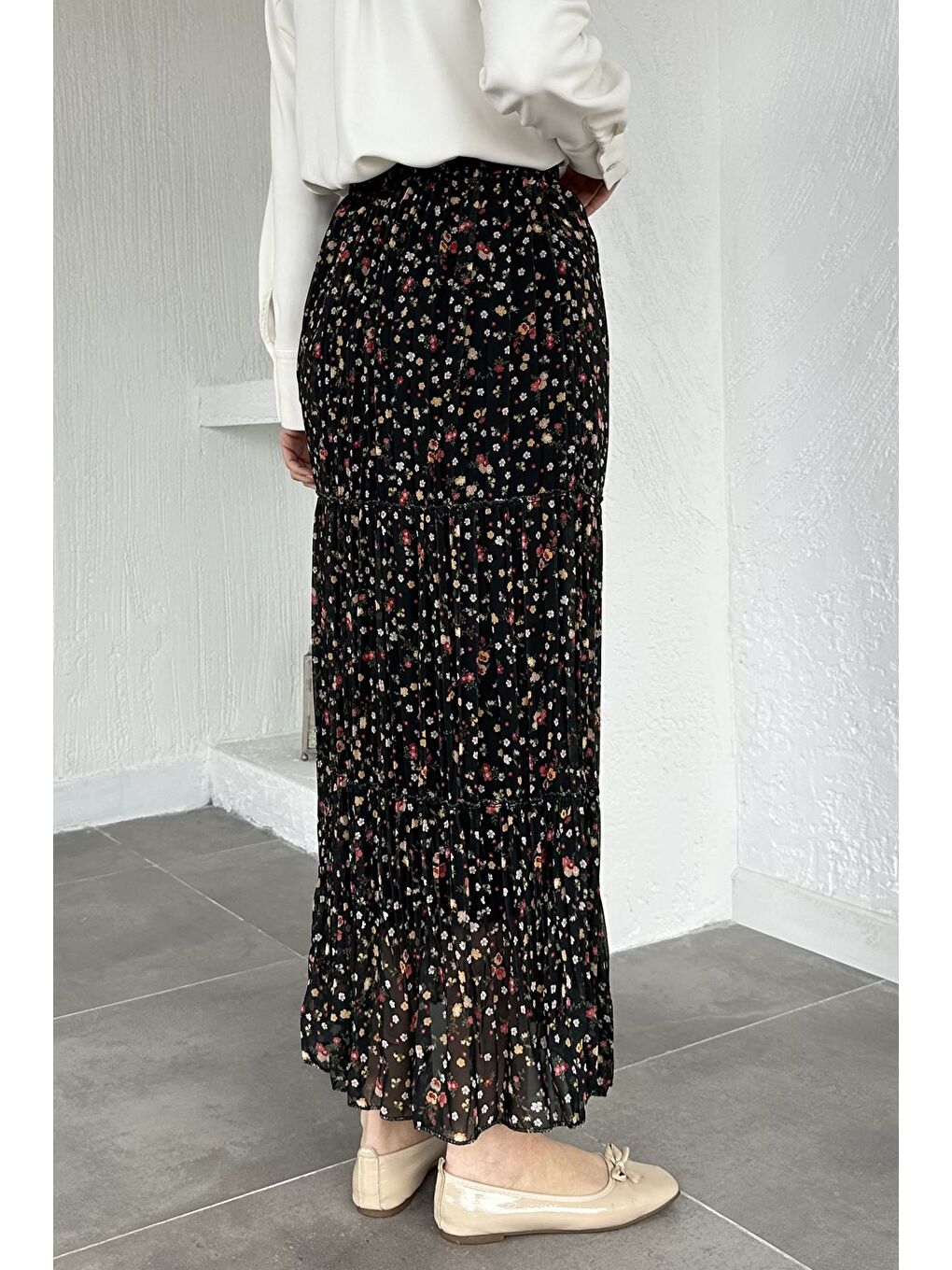 Haki Bel Lastikli Desenli Şifon Tesettür Etek-4