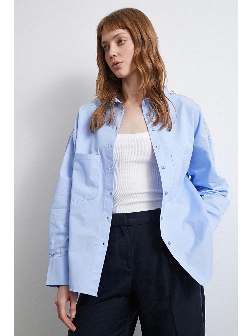 Omuzda Boncuk Detaylı  Oversize Gömlek Mavi-2