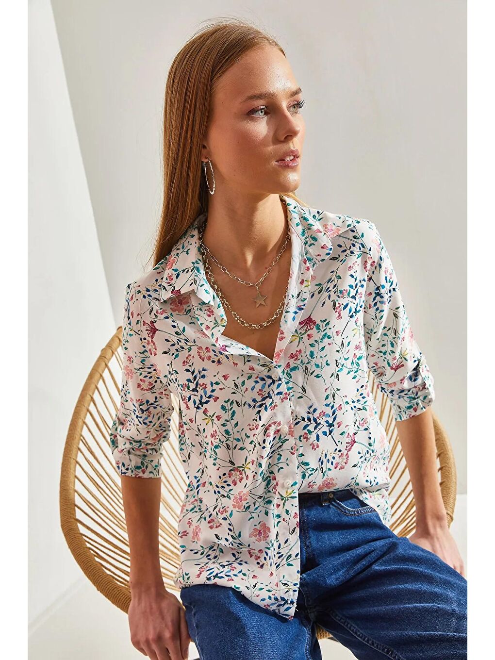 Pembe Kadın Kol Katlamalı Çiçek Desenli Gömlek 60101028