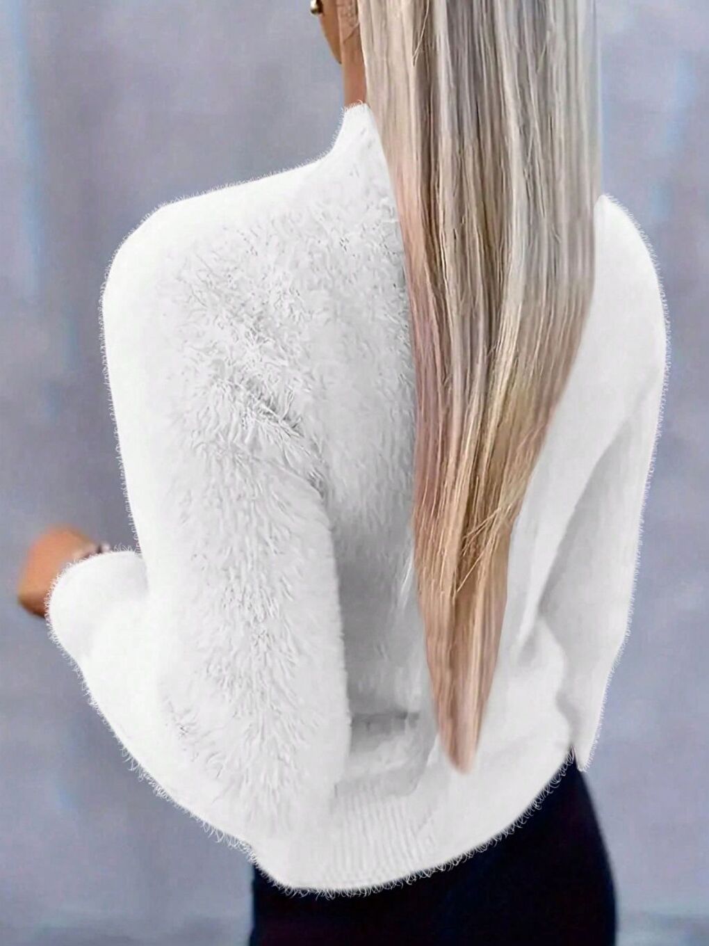 Beyaz Geniş Kalıp Bisiklet Yaka Sakallı Triko Kalın Premium Kazak-2