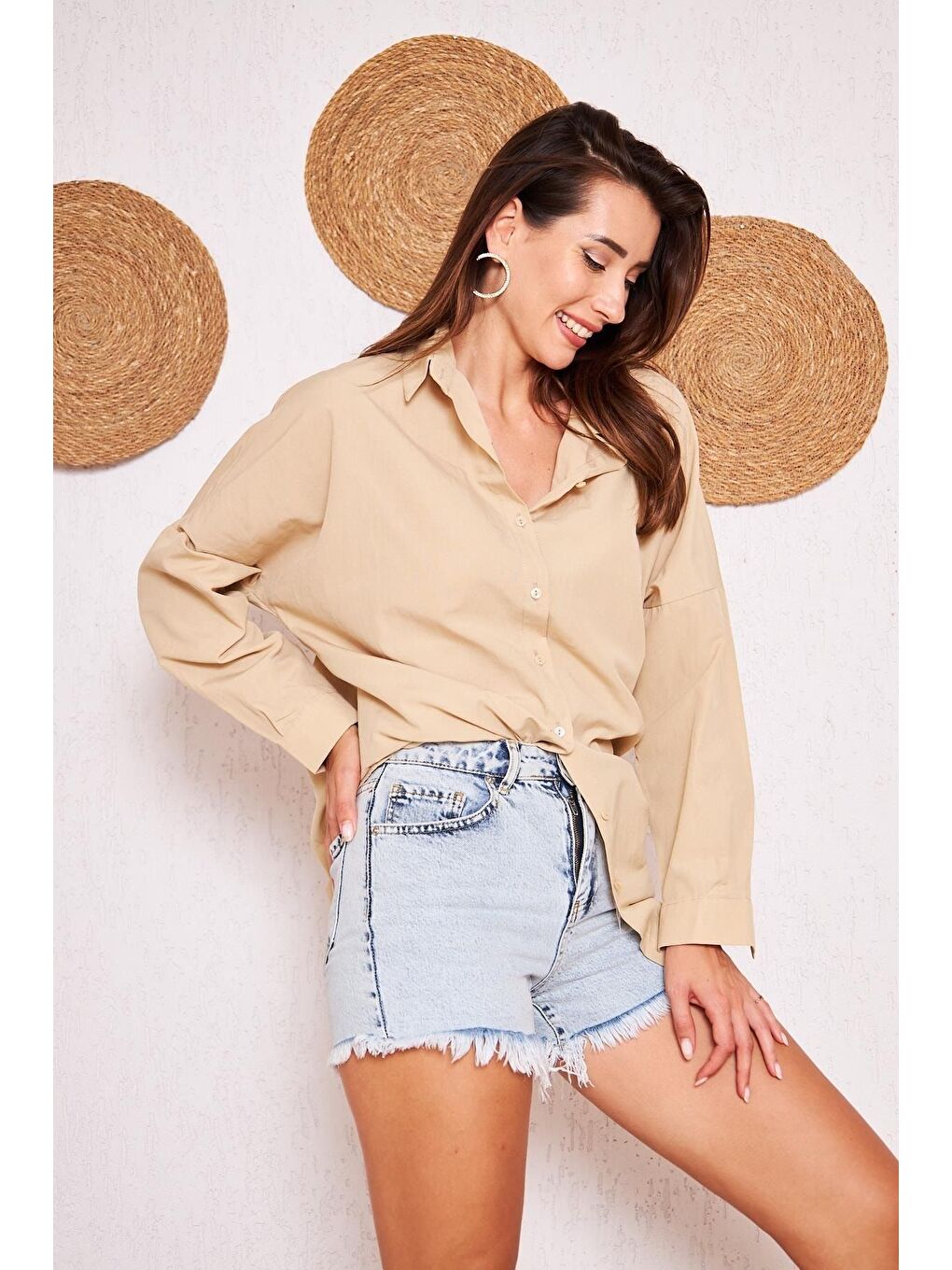 Ekru Kadın Oversize Uzun Basic Krem Gömlek