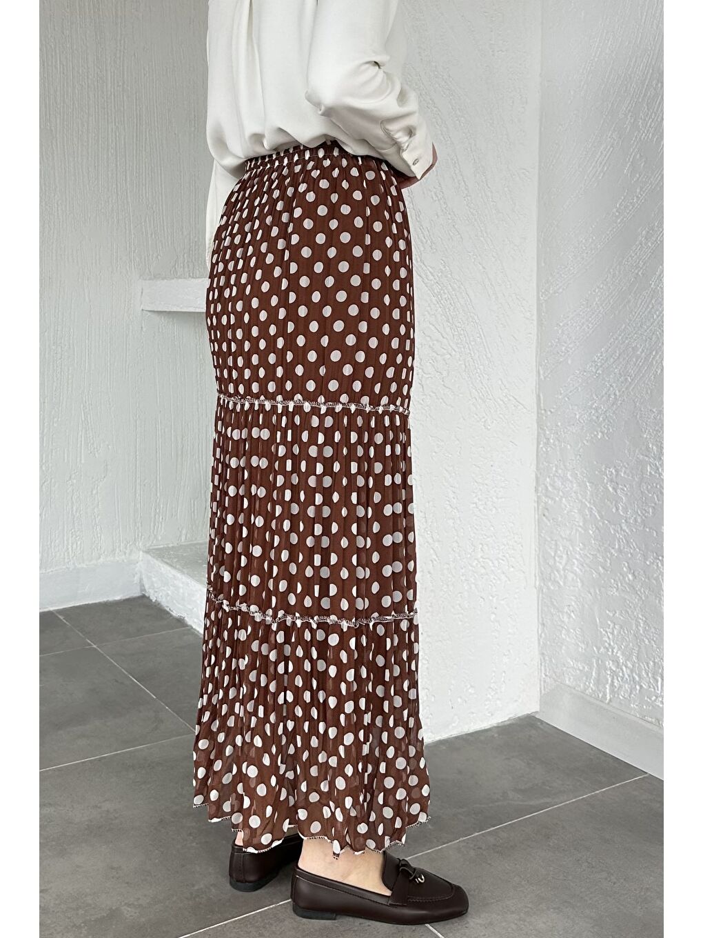 Kahverengi Bel Lastikli Desenli Şifon Tesettür Etek-4