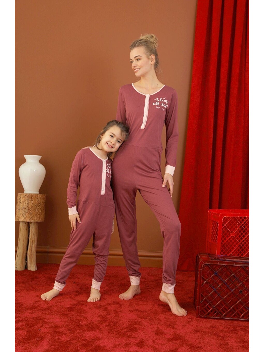 Pembe Pamuklu Elastanlı Düğmeli Tulum-1