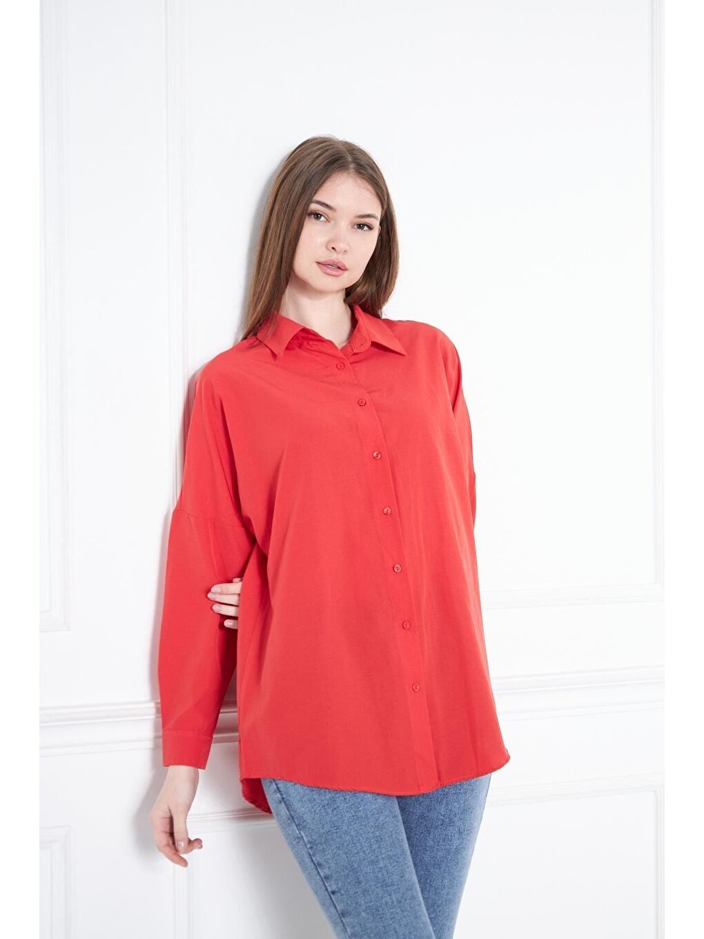 Kadın Oversize Uzun Basic Kırmızı Gömlek-2