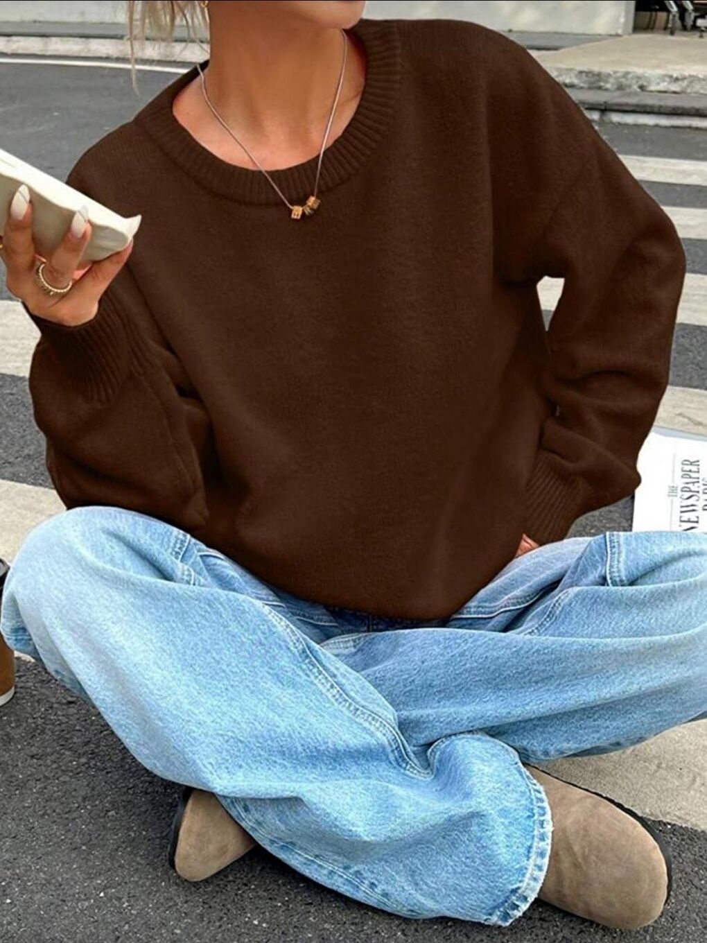 Kahverengi Yumuşak Dokulu Geniş Kalıp Triko Kalın Kazak-1