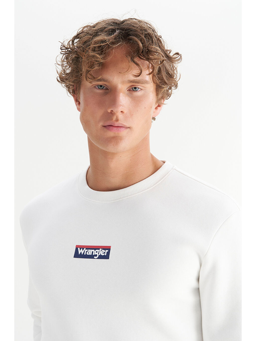 Beyaz Pamuklu Regular Fit Normal Kesim Bisiklet Yaka Logo Detaylı Sweatshirt-3