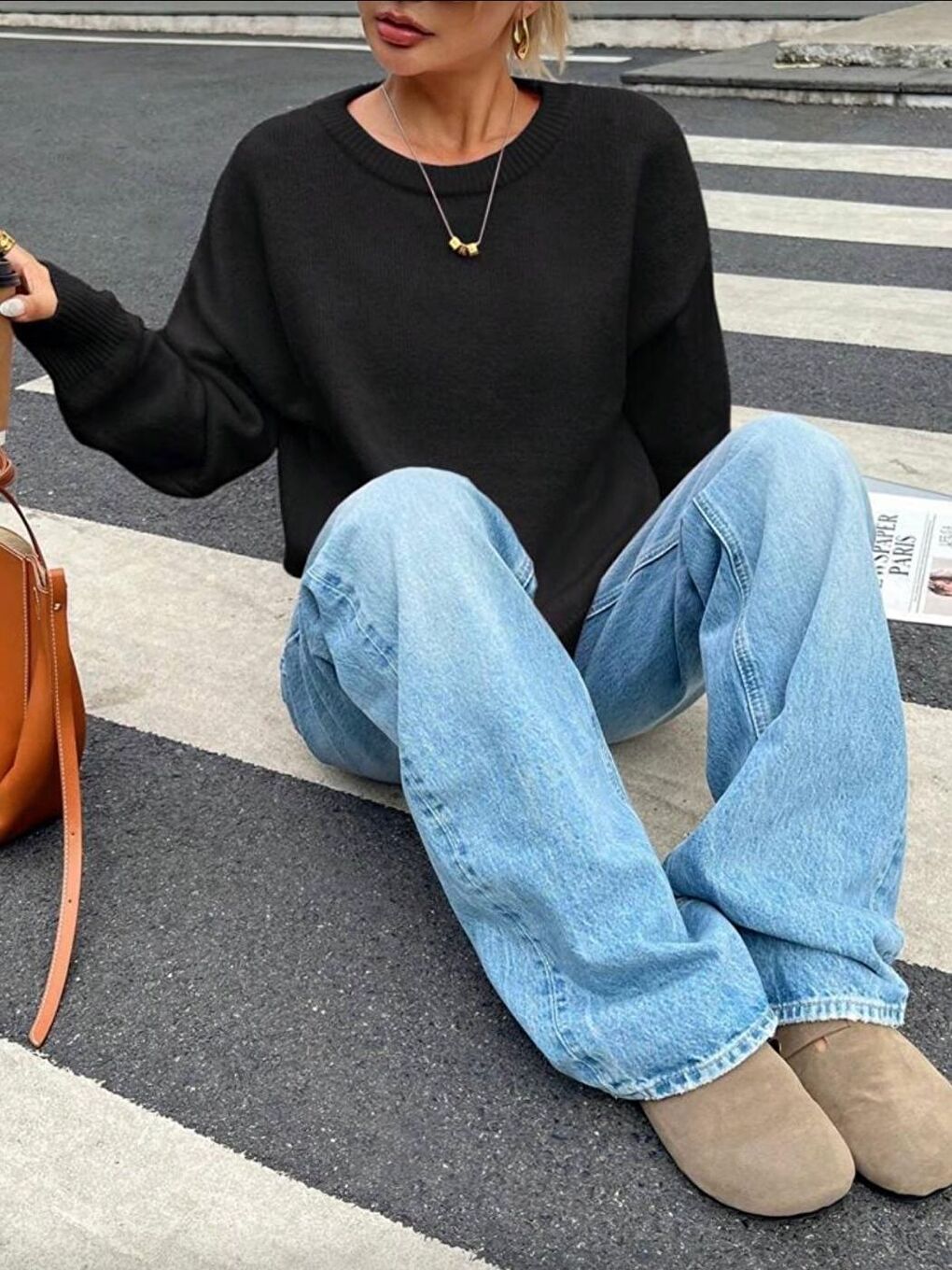 Siyah Yumuşak Dokulu Geniş Kalıp Triko Kalın Kazak-1