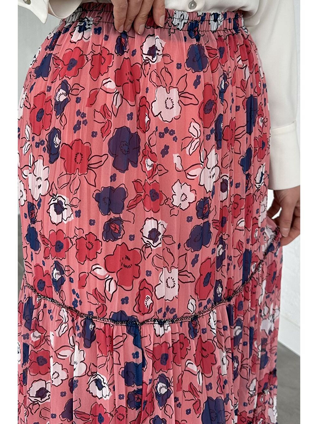 Pembe Bel Lastikli Desenli Şifon Tesettür Etek-7