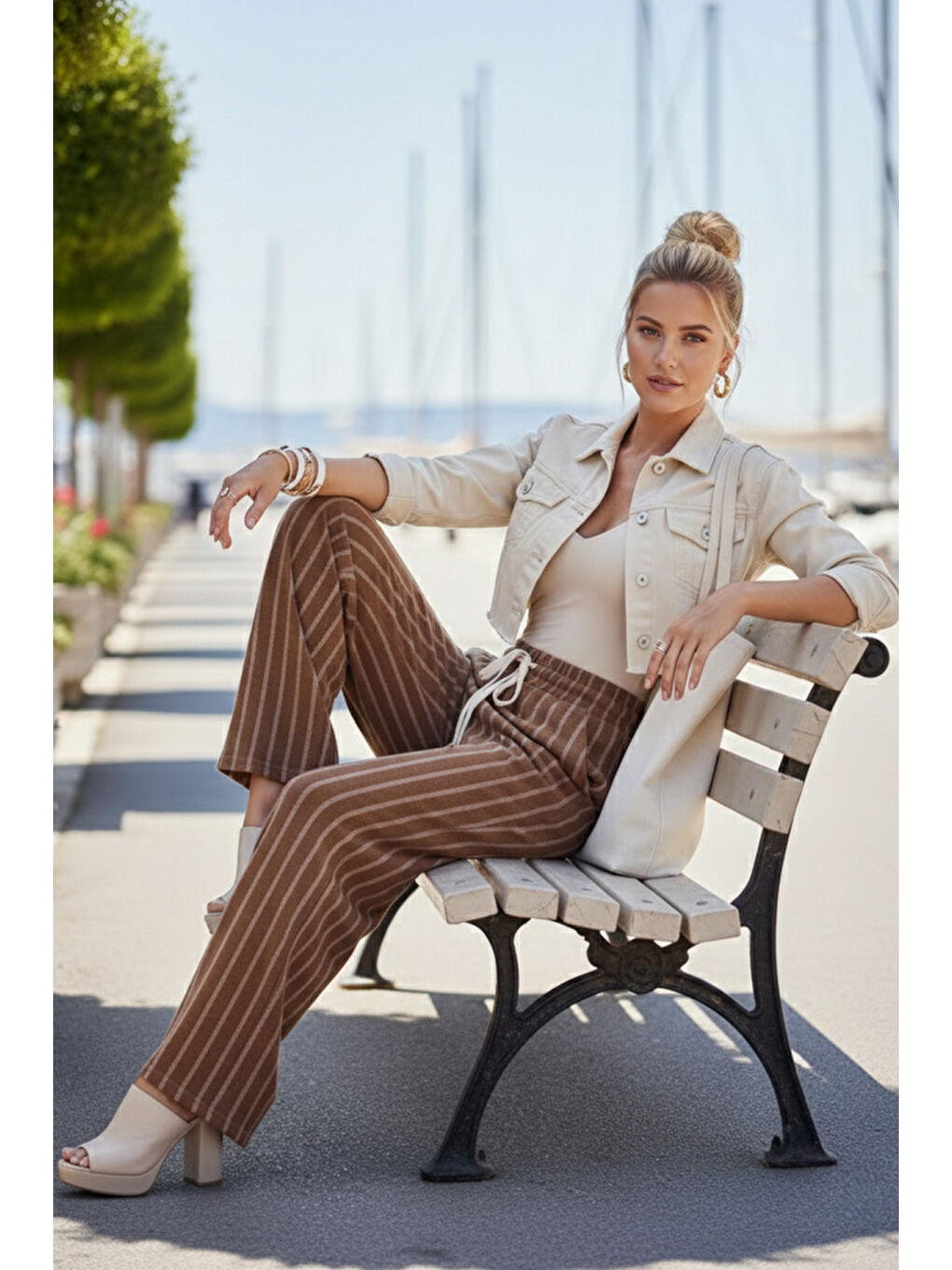 Kahverengi Sütlü Kahve Çizgili Kalın Lastikli Ve Bağlamalı Bel Geniş Paça Casual Dokuma Pantolon 105 55-1