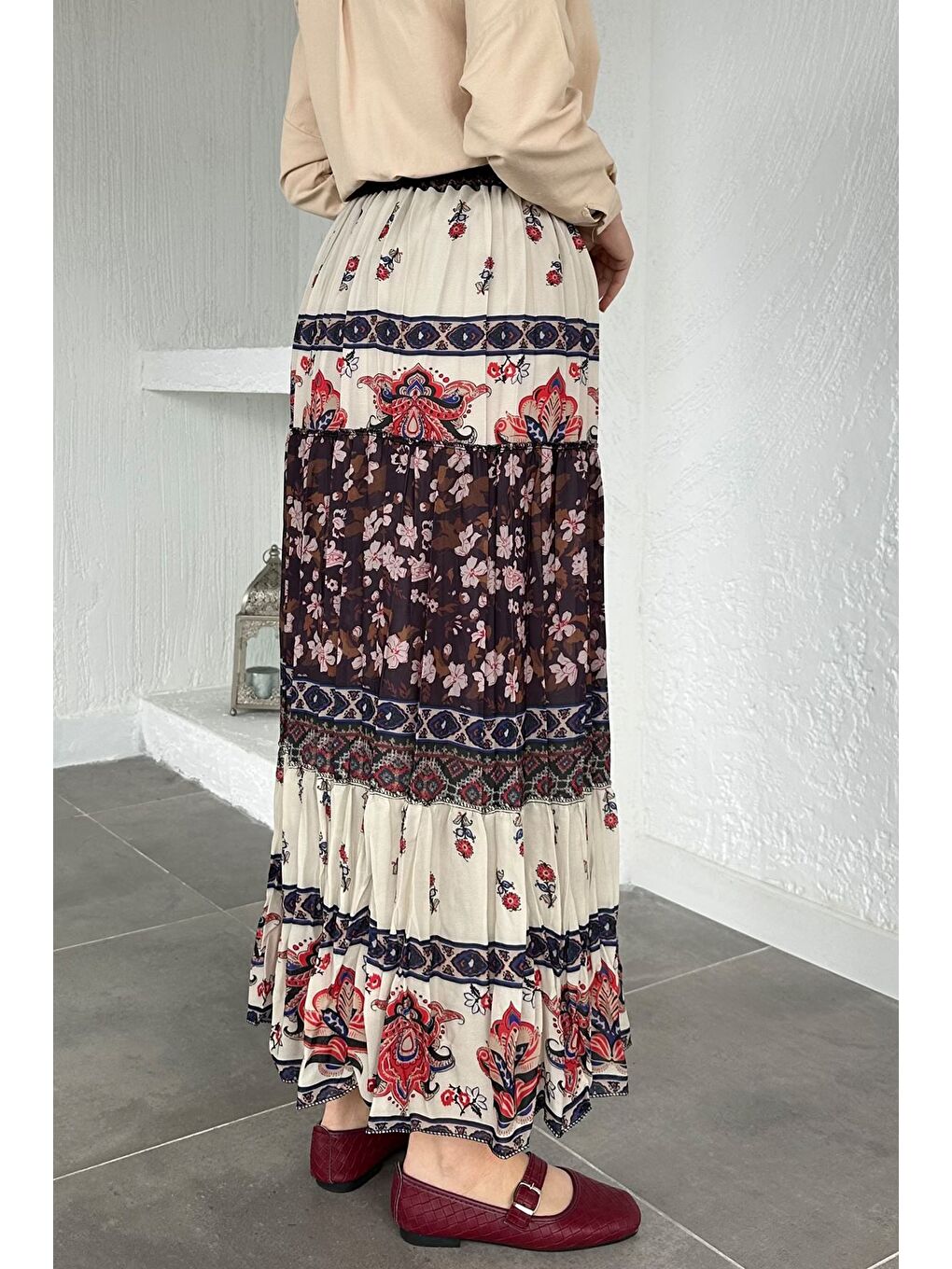 Ekru Bel Lastikli Desenli Şifon Tesettür Etek-8